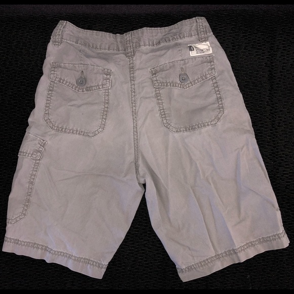 2 pairs of Boys Vans Shorts - Picture 2 of 5